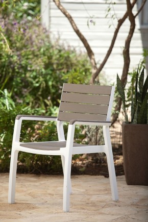 Стул c подлокотниками Гармония (Harmony armchair) белый-капучино в Нефтекамске - neftekamsk.mebel24.online | фото 1